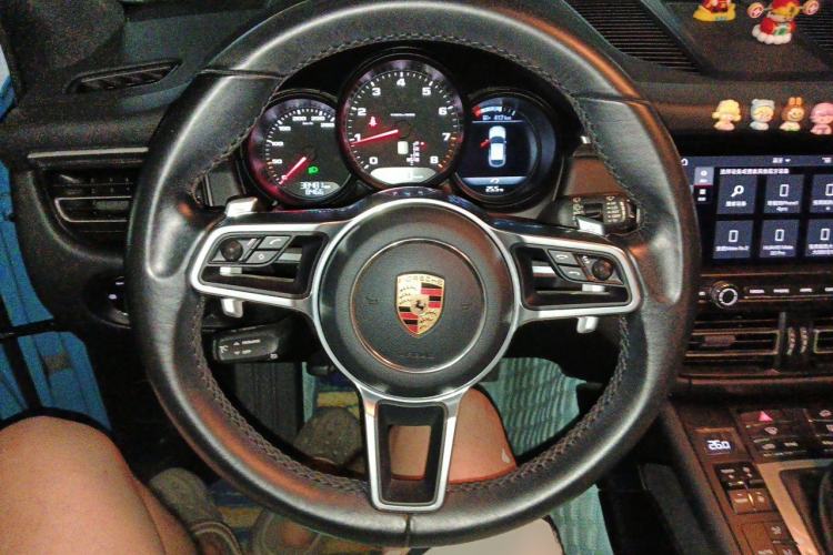 Used Porsche Macan 2020 Macan 2.0T Steering Wheel