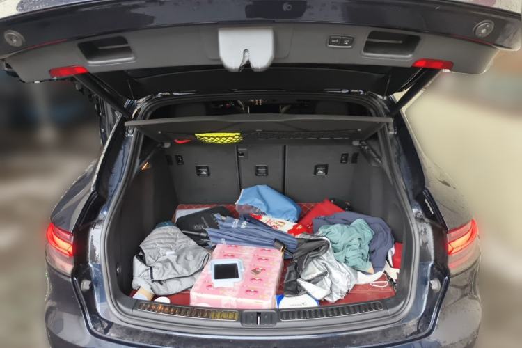 Used Porsche Macan 2020 Macan 2.0T Trunk