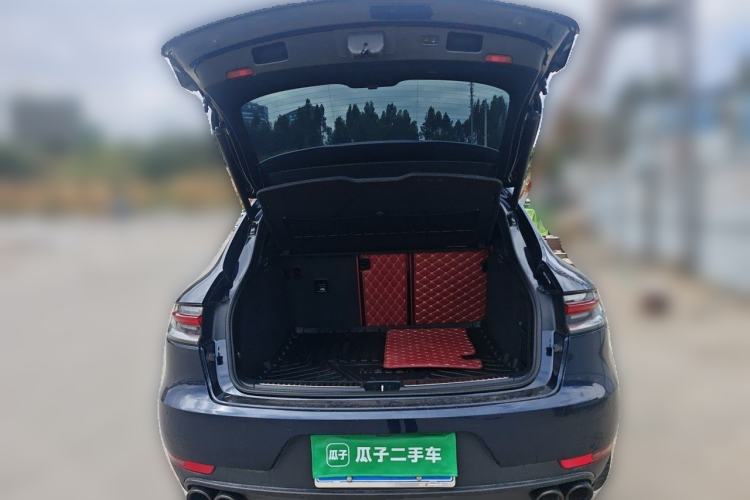 Used Porsche Macan 2020 Macan 2.0T Trunk