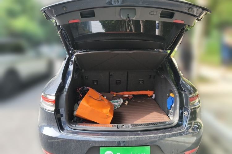 Used Porsche Macan 2020 Macan 2.0T Trunk