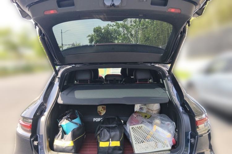 Used Porsche Macan 2020 Macan 2.0T Trunk