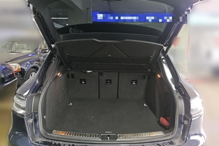 Used Porsche Macan 2020 Macan 2.0T Trunk