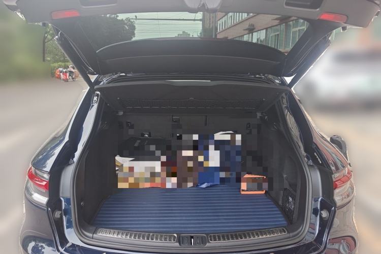 Used Porsche Macan 2020 Macan 2.0T Trunk