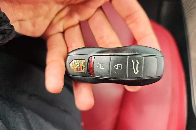 Used Porsche Macan 2020 Macan 2.0T Vehicle Key