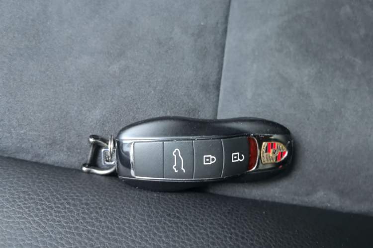 Used Porsche Macan 2020 Macan 2.0T Vehicle Key