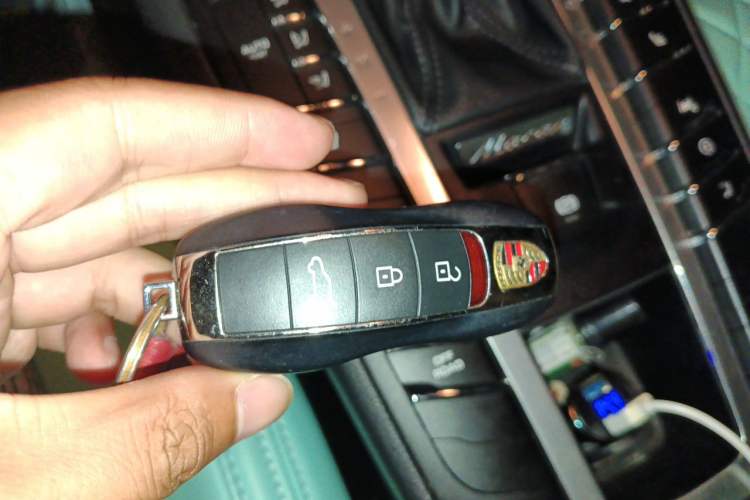 Used Porsche Macan 2020 Macan 2.0T Vehicle Key