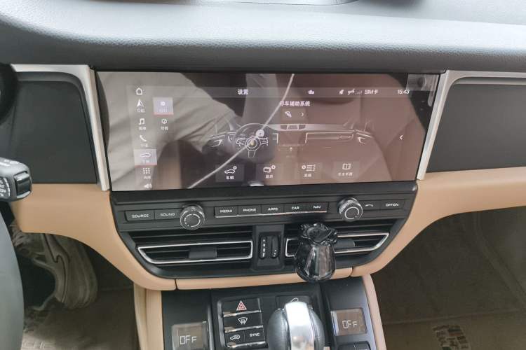 Used Porsche Macan 2020 Macan 2.0T Audio And AC Panel