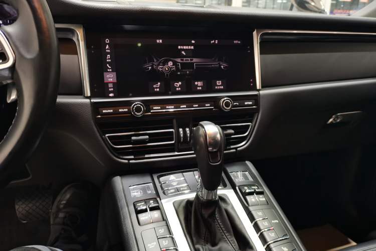 Used Porsche Macan 2020 Macan 2.0T Audio And AC Panel