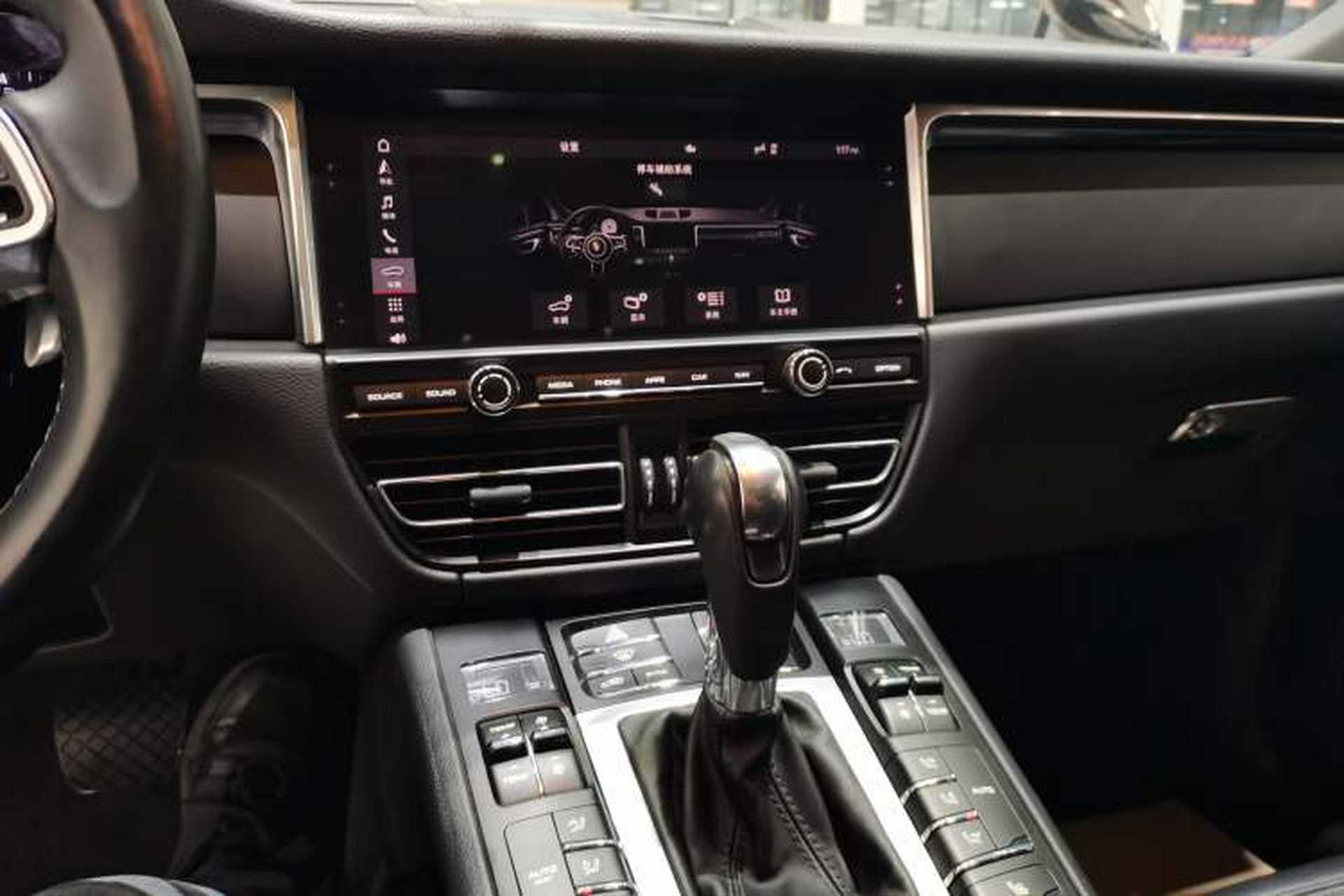 Used Porsche Macan 2020 Macan 2.0T Audio And AC Panel