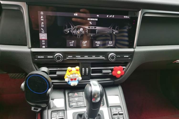 Used Porsche Macan 2020 Macan 2.0T Audio And AC Panel