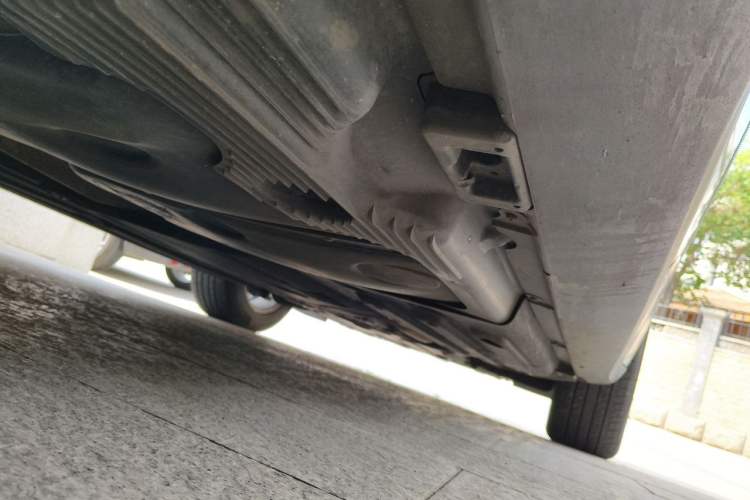 Used Porsche Macan 2020 Macan 2.0T Chassis Rear Right