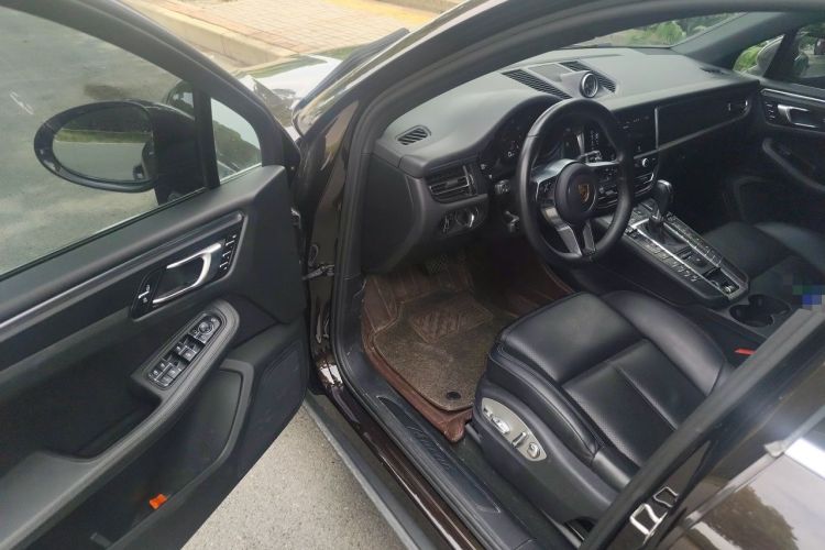 Used Porsche Macan 2020 Macan 2.0T Driver Seat
