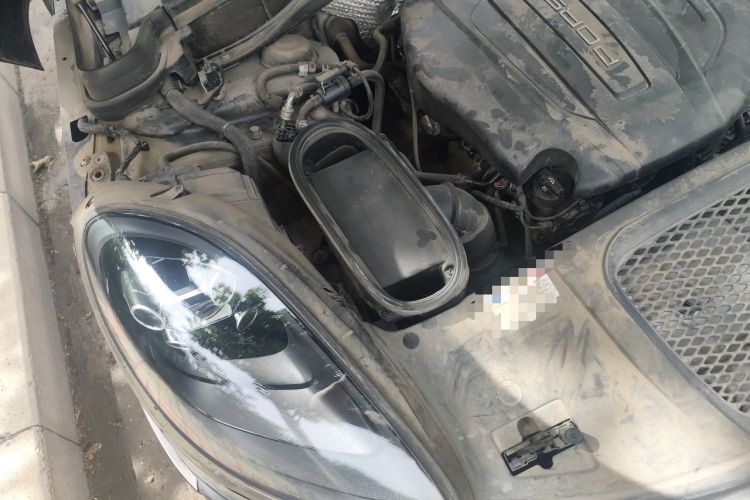 Used Porsche Macan 2020 Macan 2.0T Engine Bay Right