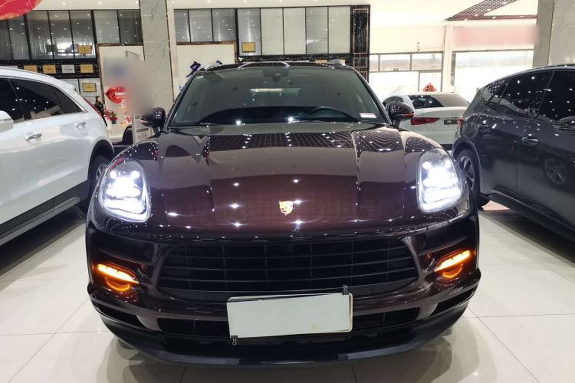 Used Porsche Macan 2020 Macan 2.0T Front