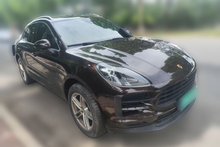 Used Porsche Macan 2020 Macan 2.0T Front Right 45 Deg