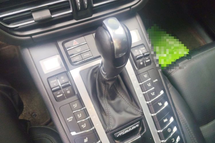 Used Porsche Macan 2020 Macan 2.0T Gear Lever