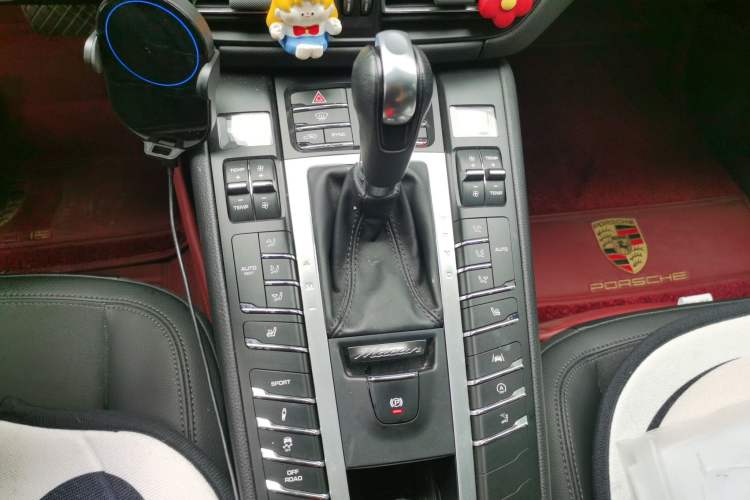 Used Porsche Macan 2020 Macan 2.0T Gear Lever