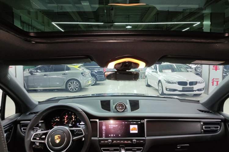Used Porsche Macan 2020 Macan 2.0T Headliner