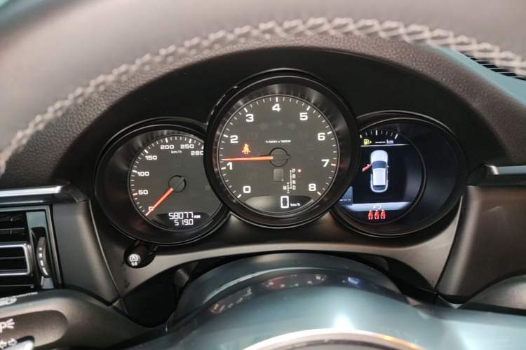 Used Porsche Macan 2020 Macan 2.0T Instrument Cluster