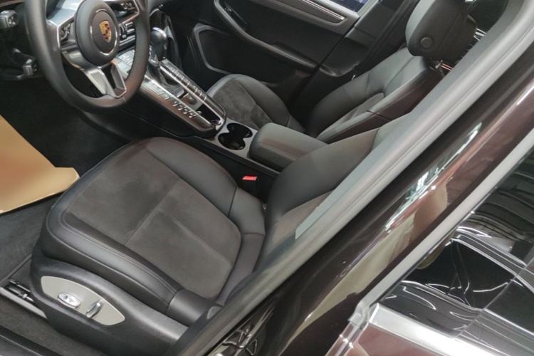 Used Porsche Macan 2020 Macan 2.0T Left Front Seat