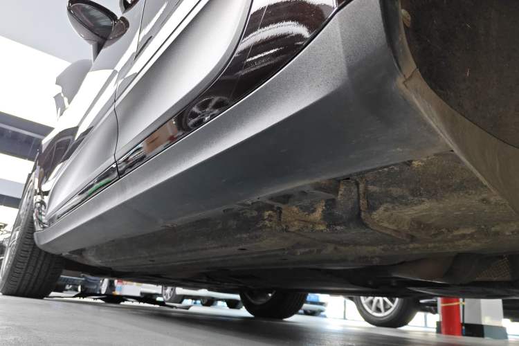 Used Porsche Macan 2020 Macan S 3.0T Left Side Sill