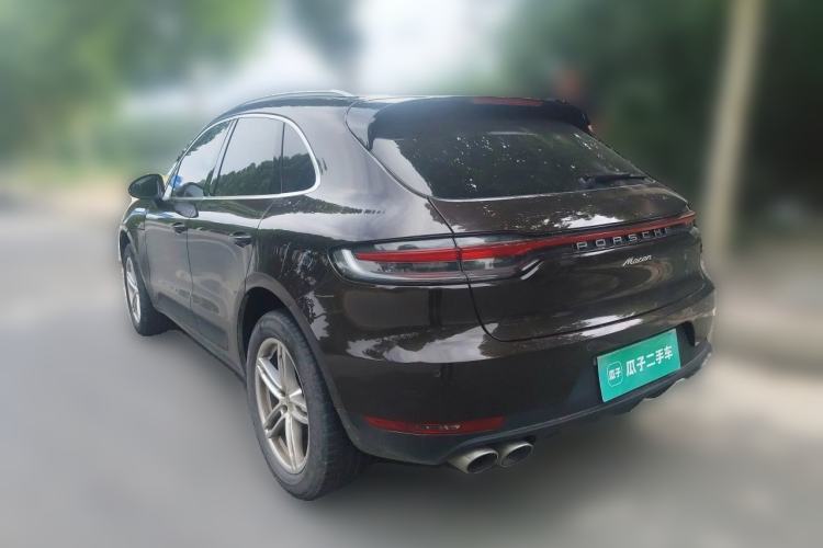 Used Porsche Macan 2020 Macan 2.0T Rear Left 45 Deg