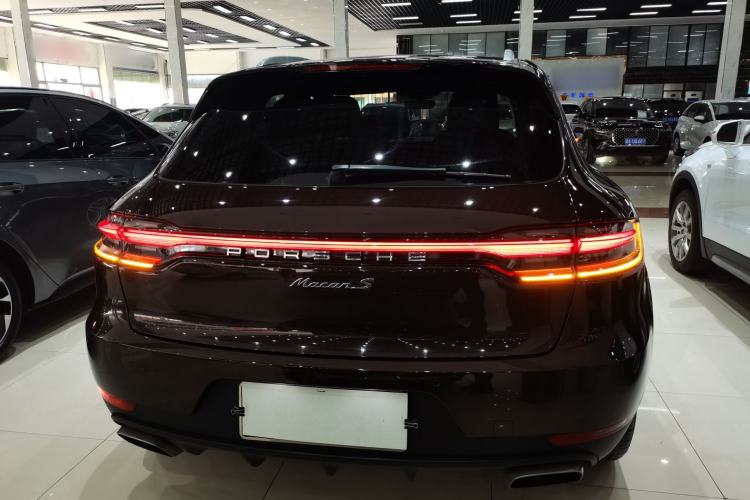 Used Porsche Macan 2020 Macan 2.0T Rear