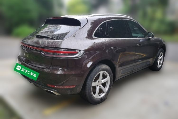 Used Porsche Macan 2020 Macan 2.0T Rear Right 45 Deg