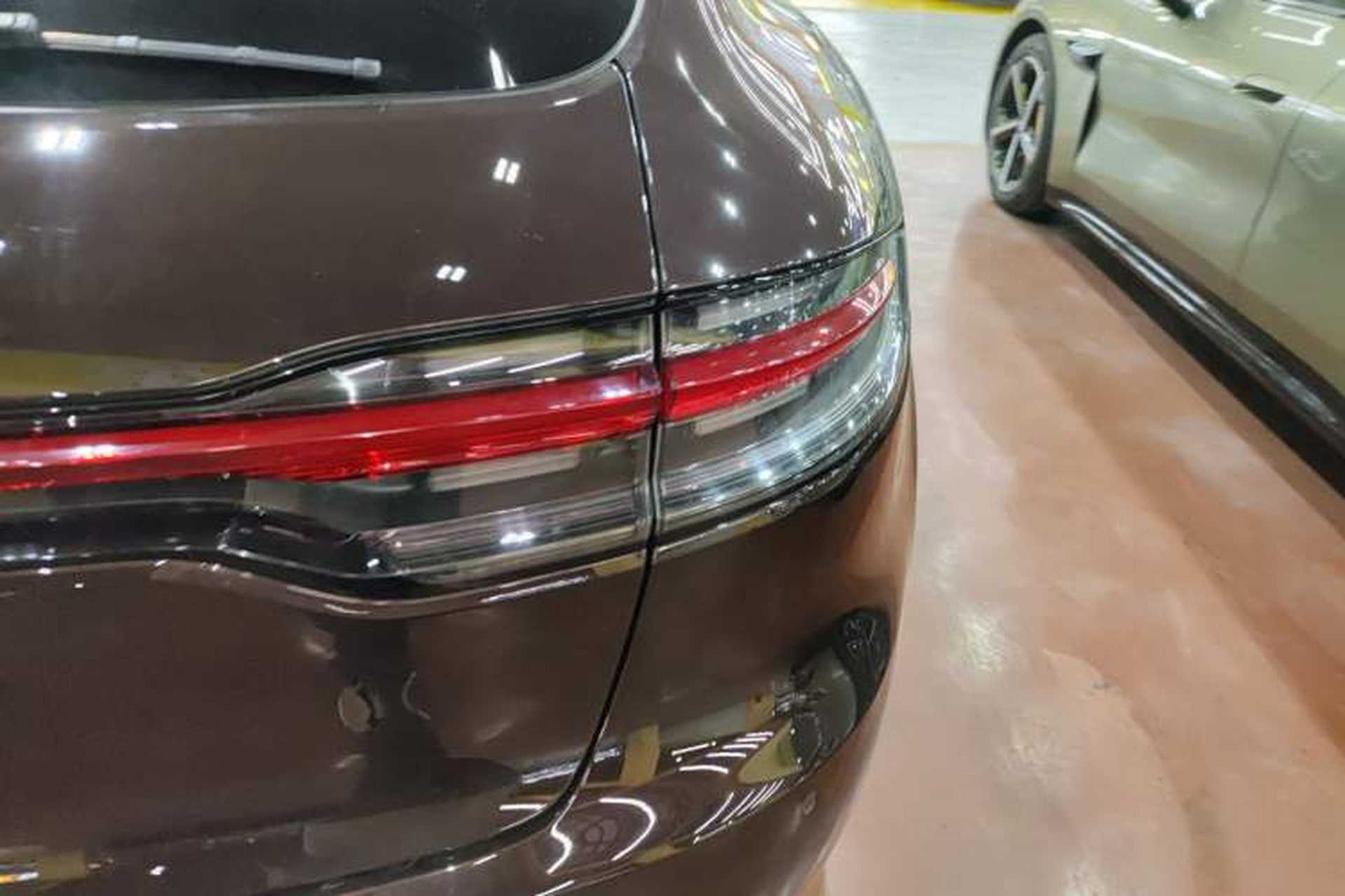 Used Porsche Macan 2020 Macan 2.0T Right Rear Taillight