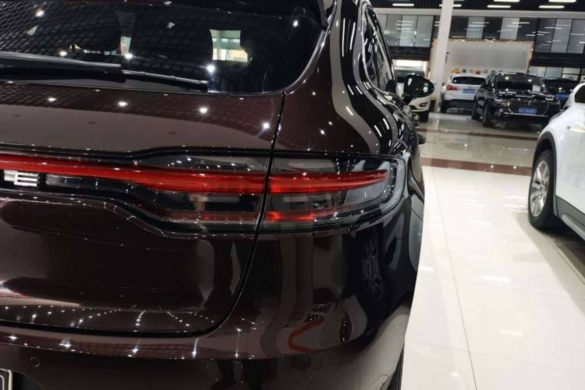 Used Porsche Macan 2020 Macan 2.0T Right Rear Taillight