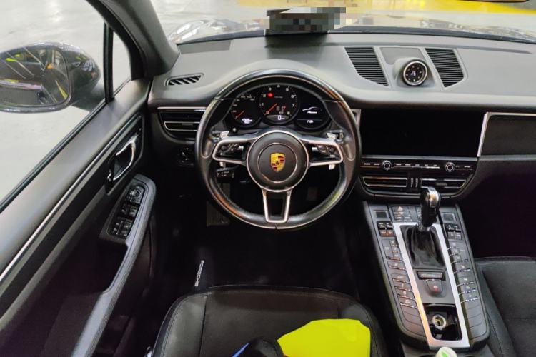 Used Porsche Macan 2020 Macan 2.0T Steering Wheel