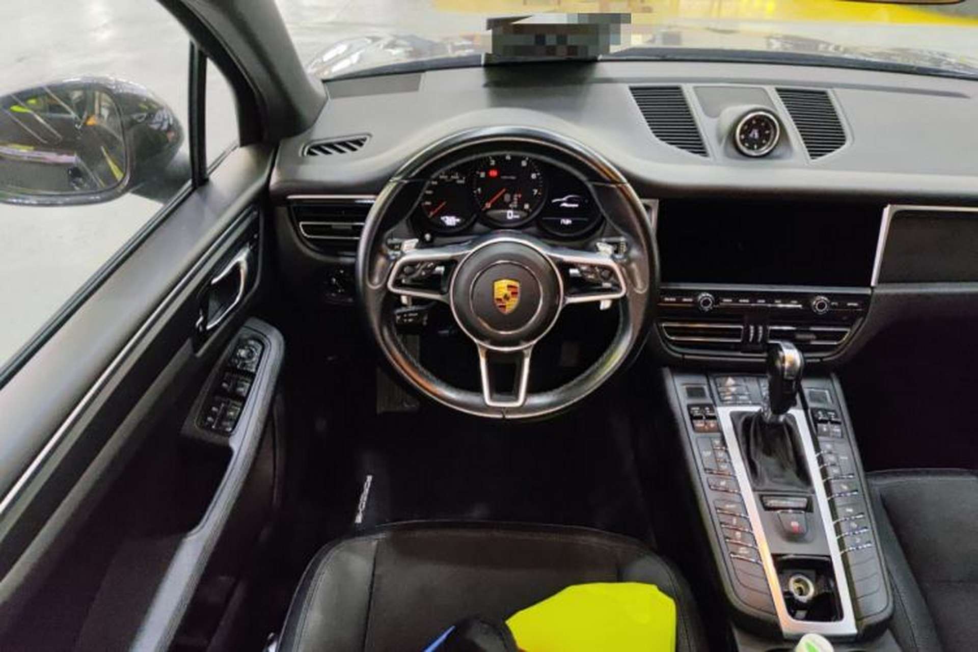 Used Porsche Macan 2020 Macan 2.0T Steering Wheel