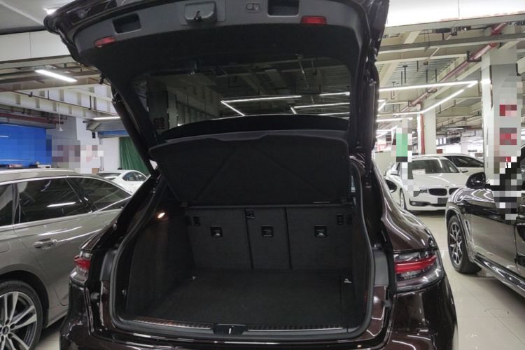 Used Porsche Macan 2020 Macan 2.0T Trunk