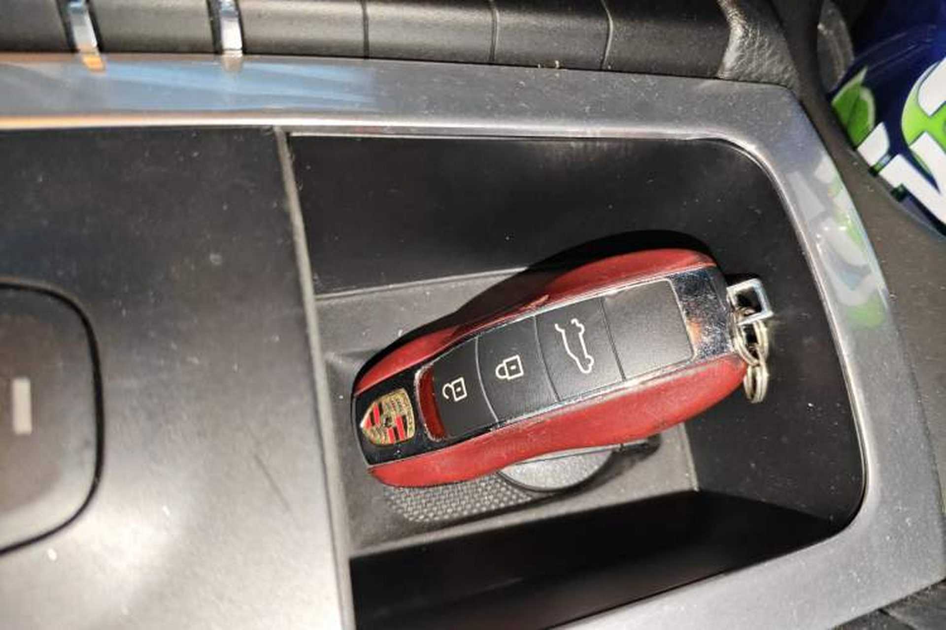Used Porsche Macan 2020 Macan S 3.0T Vehicle Key