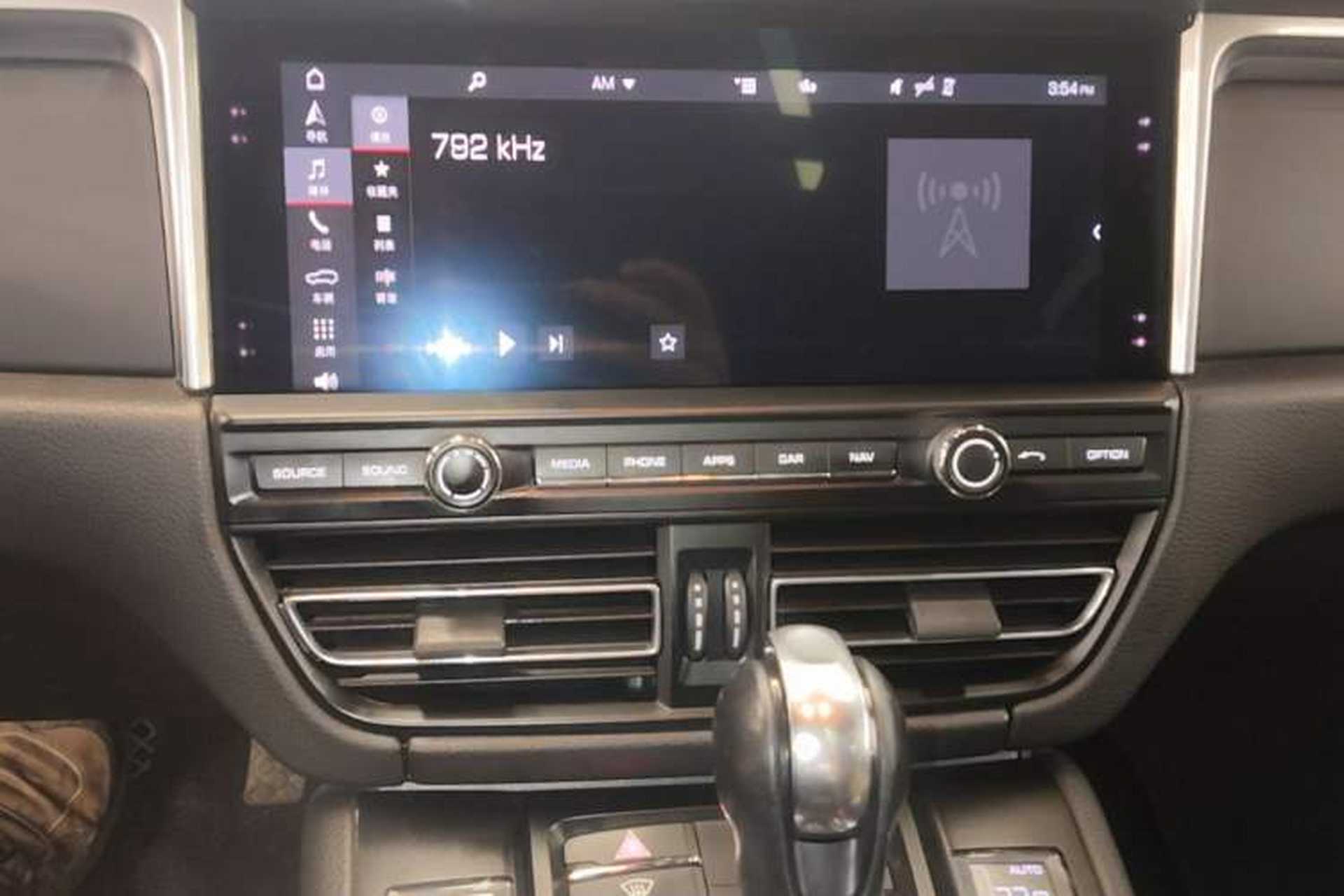 Used Porsche Macan 2020 Macan 2.0T Audio And AC Panel
