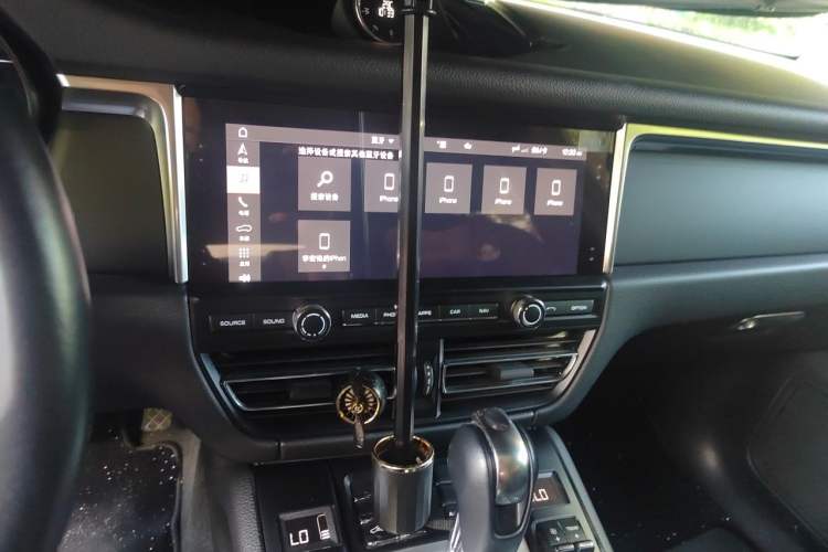 Used Porsche Macan 2020 Macan 2.0T Audio And AC Panel