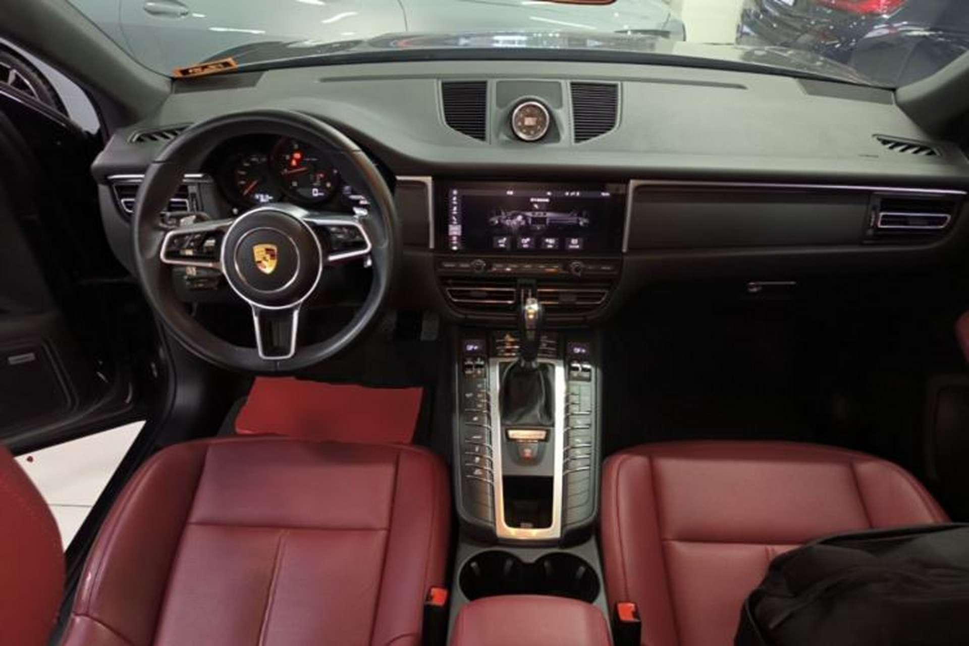 Used Porsche Macan 2020 Macan 2.0T Center Console