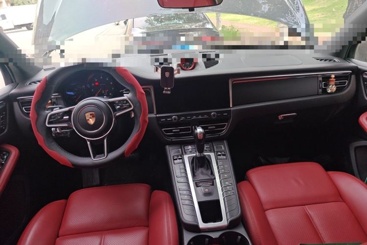 Used Porsche Macan 2020 Macan 2.0T Center Console