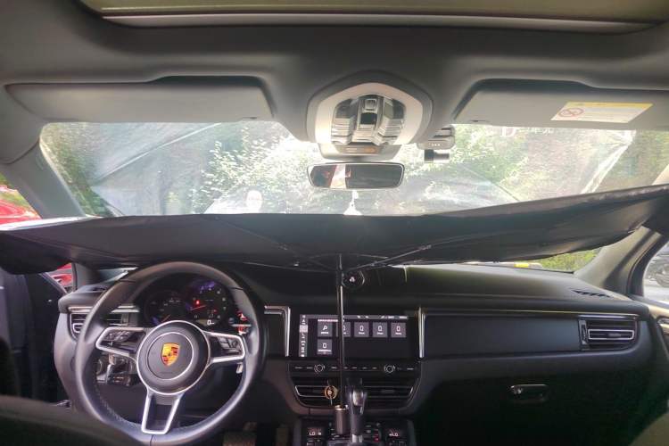 Used Porsche Macan 2020 Macan 2.0T Center Console