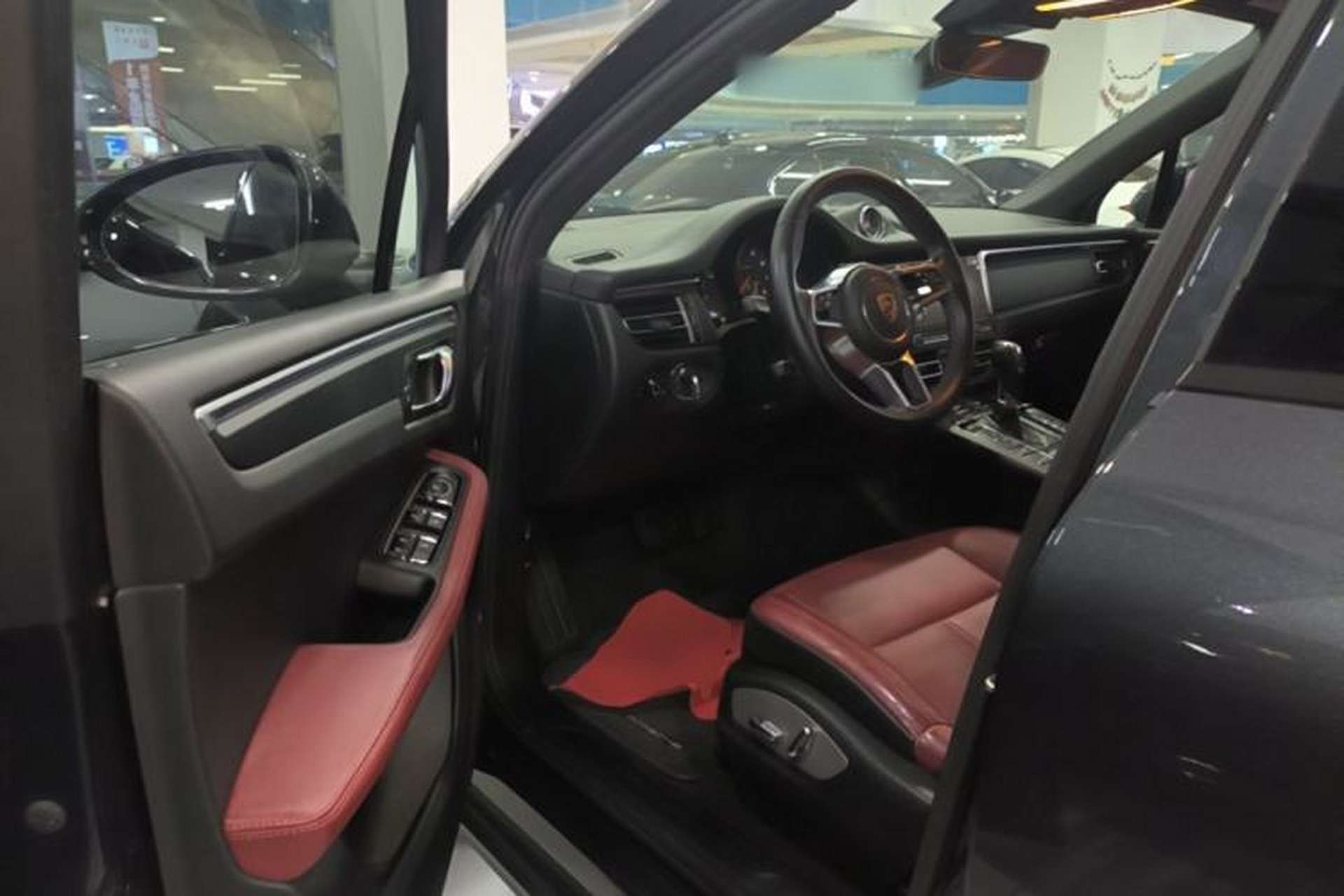 Used Porsche Macan 2020 Macan 2.0T Driver Seat