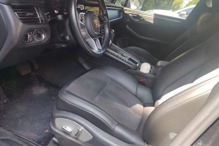 Used Porsche Macan 2020 Macan 2.0T Driver Seat