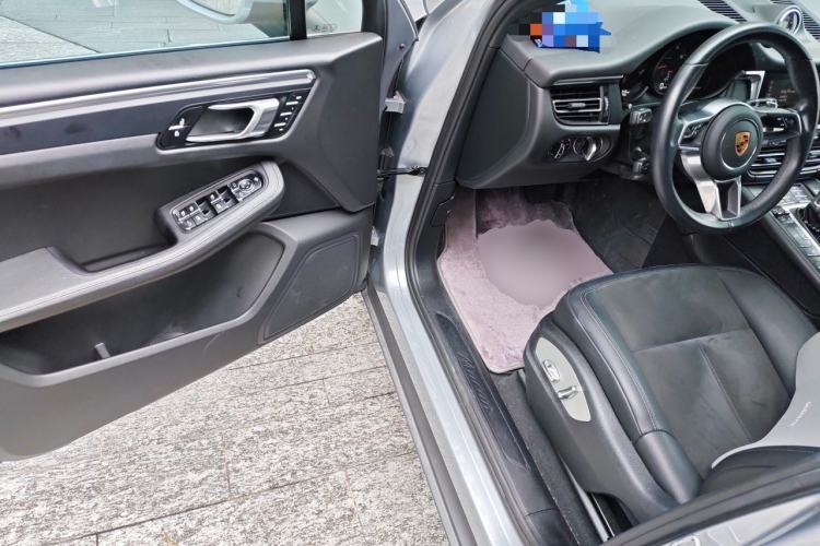 Used Porsche Macan 2020 Macan 2.0T Driver Seat