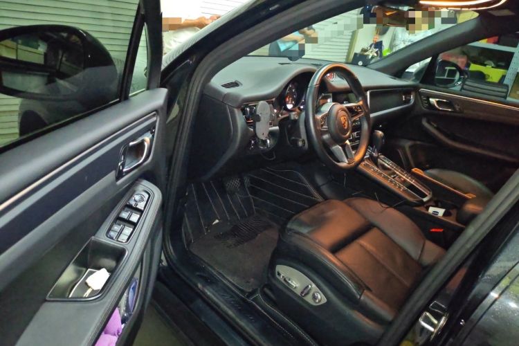 Used Porsche Macan 2020 Macan 2.0T Driver Seat
