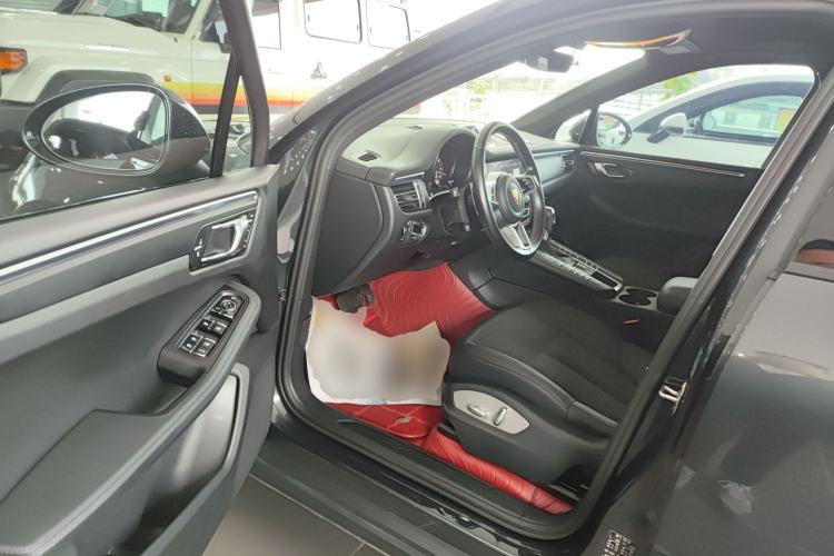 Used Porsche Macan 2020 Macan 2.0T Driver Seat
