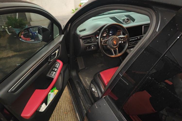 Used Porsche Macan 2020 Macan 2.0T Driver Seat