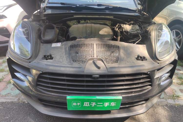 Used Porsche Macan 2020 Macan 2.0T Engine Bay