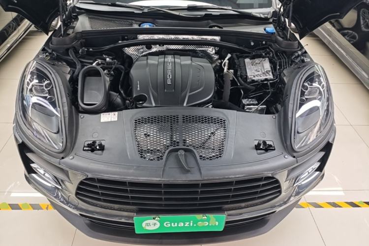 Used Porsche Macan 2020 Macan 2.0T Engine Bay