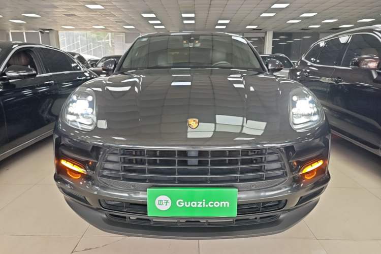 Used Porsche Macan 2020 Macan 2.0T Front