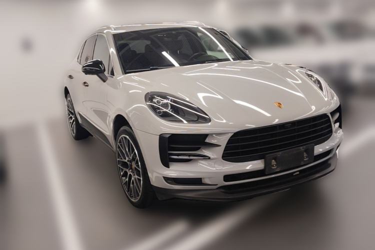 Used Porsche Macan 2020 Macan 2.0T Front Right 45 Deg