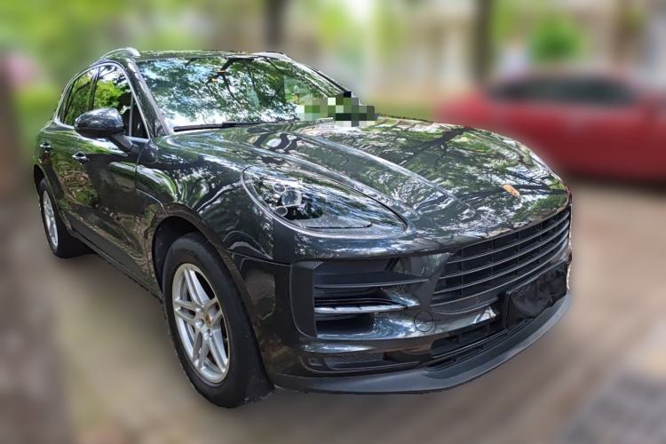 Used Porsche Macan 2020 Macan 2.0T Front Right 45 Deg